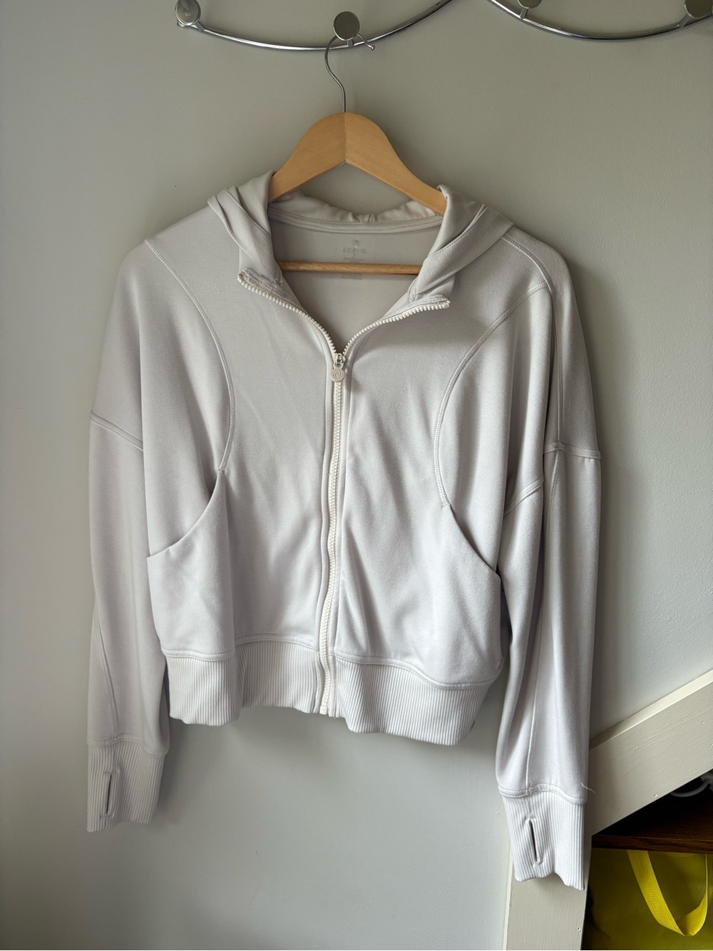 Apana Hooded Zip